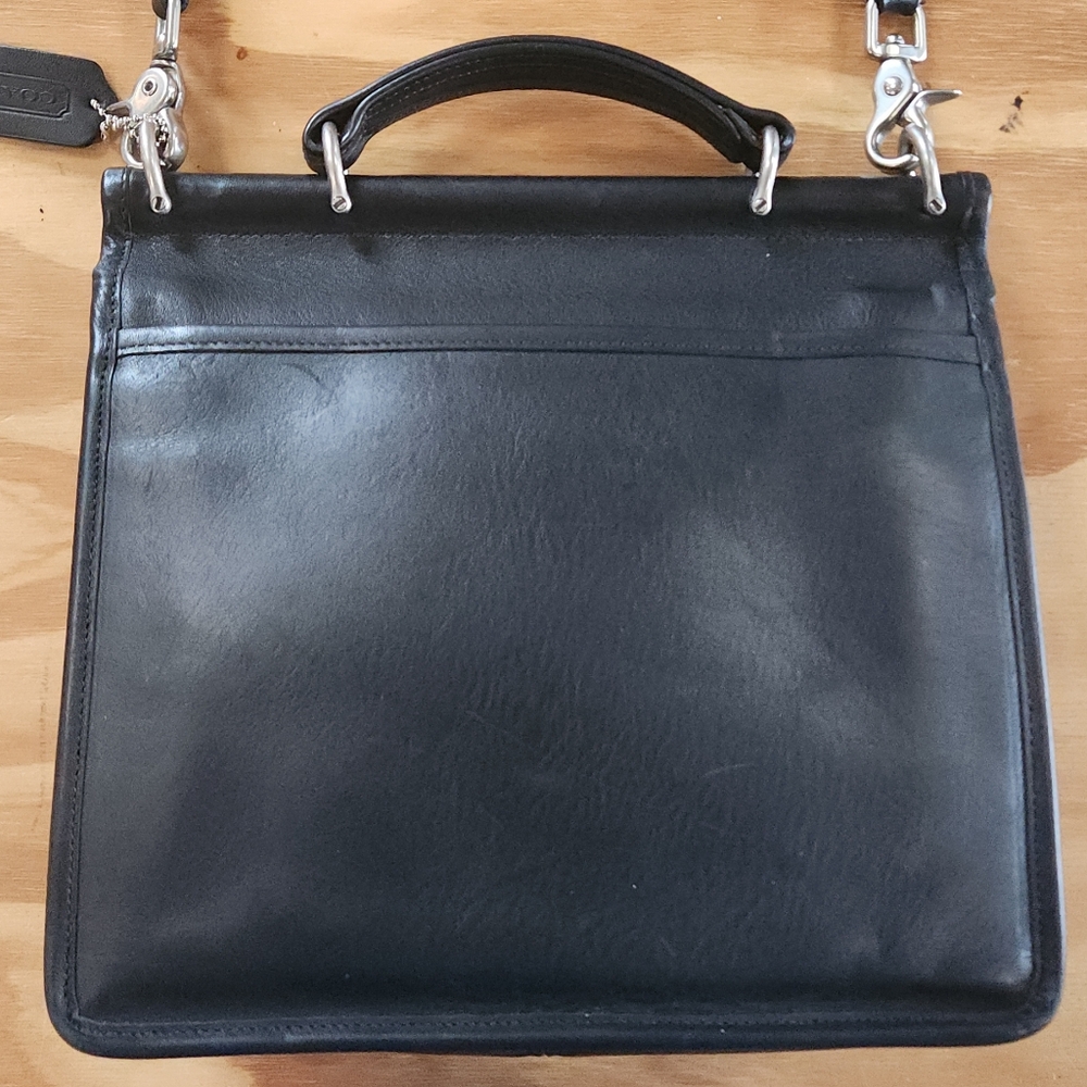 Coach Classic Willis Bag - Picture 13 of 16